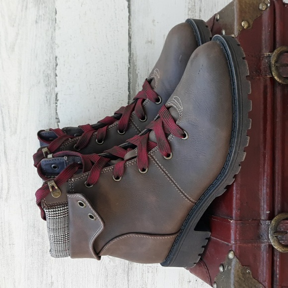 pop Shoes - NWOT POP TANIA HIKING BOOT